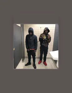 Écoutez Jsqueeze, regardez des vidéoclips, lisez la biographie, consultez les dates de tournée et plus encore !