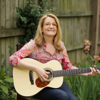 Claire Lynch