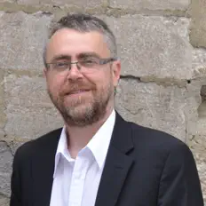 Posłuchaj wykonawcy Francois Couture, obejrzyj teledyski, przeczytaj biografię, zobacz daty tras koncertowych i nie tylko!