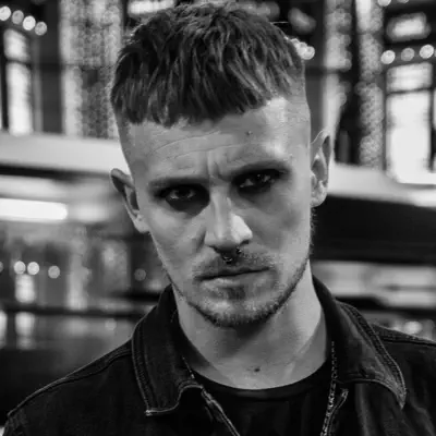 Listen to круглюбви, watch music videos, read bio, see tour dates & more!