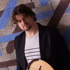 收听 Vincent Beer-Demander、观看音乐视频、阅读小传、查看巡演日期等 ！
