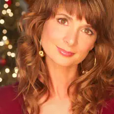 Posłuchaj wykonawcy Lisa McClowry, obejrzyj teledyski, przeczytaj biografię, zobacz daty tras koncertowych i nie tylko!