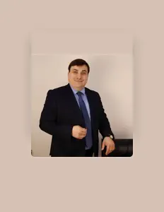 Ascolta Alaudin Esmurziev, guarda video musicali, leggi la biografia, vedi le date del tour & altro!