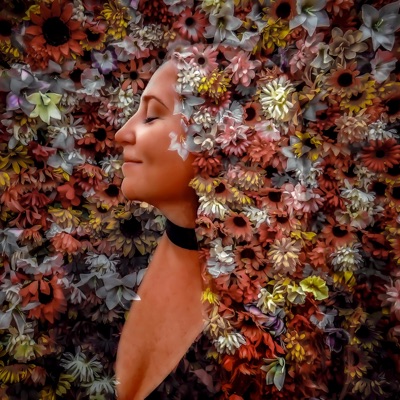 Chasing Tomorrow (feat. Jade Gritty) - Single