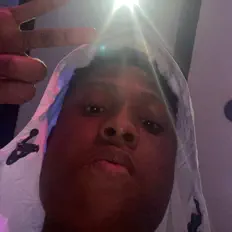 Damian: песни, клипы, биография, даты выступлений и многое другое.