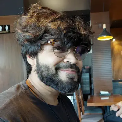 Listen to Naveed and the Navlets, watch music videos, read bio, see tour dates & more!