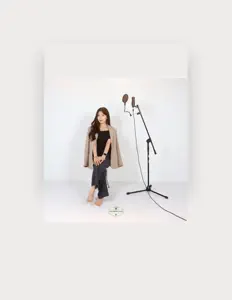 Escucha a jini, mira videos musicales, lee su biografía, consulta las fechas de las gira y más.