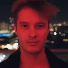 聆聽 Seth Bishop、觀看音樂影片、閱讀小傳、查看巡演日期等！