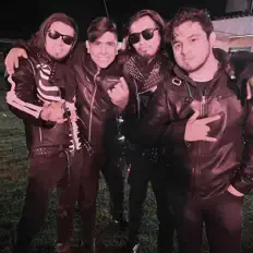 Posłuchaj wykonawcy Ebonne IV, obejrzyj teledyski, przeczytaj biografię, zobacz daty tras koncertowych i nie tylko!