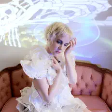 收听 Ivory Towers、观看音乐视频、阅读小传、查看巡演日期等 ！