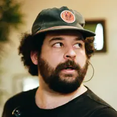 Ed Russek सुनें, म्यूज़िक वीडियो देखें, बायो पढ़ें, दौरे की तारीखें और बहुत कुछ देखें!