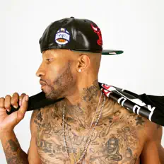 收听 FerQuan、观看音乐视频、阅读小传、查看巡演日期等 ！