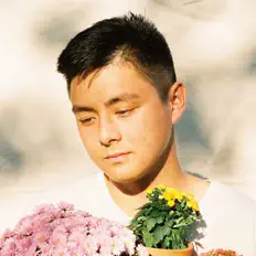 Listen to Phillip Vo, watch music videos, read bio, see tour dates & more!