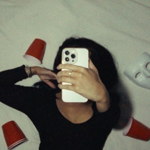 Internet Girl
