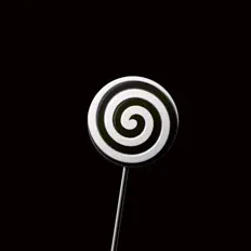 Ouve Formalities, vê vídeos de música, lê a biografia, vê as datas da digressão e muito mais!