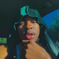 Ascolta CEEJAY, guarda video musicali, leggi la biografia, vedi le date del tour & altro!