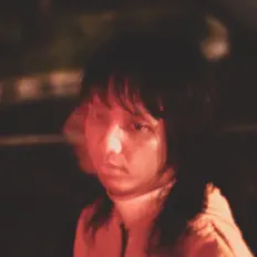 Escucha a John, mira videos musicales, lee su biografía, consulta las fechas de las gira y más.
