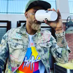 Dengarkan Dior Carter, tonton video musik, baca bio, lihat tanggal tur & lainnya!
