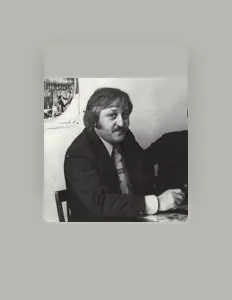 Listen to Ким Суанов, watch music videos, read bio, see tour dates & more!