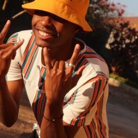 Comfortable (feat. Sean Trey) Jiggy Chulo