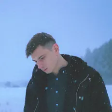 Écoutez InVR, regardez des vidéoclips, lisez la biographie, consultez les dates de tournée et plus encore !