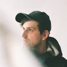 收听 The Goodbye Party、观看音乐视频、阅读小传、查看巡演日期等 ！