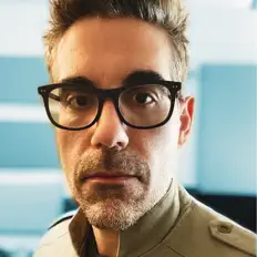 收听 Joey Auch、观看音乐视频、阅读小传、查看巡演日期等 ！