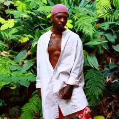 Luister naar Santana Ali, bekijk muziekvideo's, lees de bio, bekijk de tourdata, en meer!