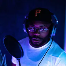 Dengarkan EeMontaga, tonton video musik, baca bio, lihat tanggal tur & lainnya!