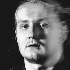 Dengarkan Lørean, tonton video musik, baca bio, lihat tanggal tur & lainnya!