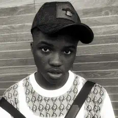 Dengarkan Lil Griz, tonton video musik, baca bio, lihat tanggal tur & lainnya!