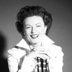 Hör dir Vincea McClelland an, schau dir Musikvideos an, lies die Biografie, finde Tourdaten und mehr!