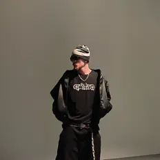 Listen to Friz, watch music videos, read bio, see tour dates & more!