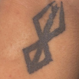 Turn around (feat. GNLUV & IH8MANNY!) _.exlipse