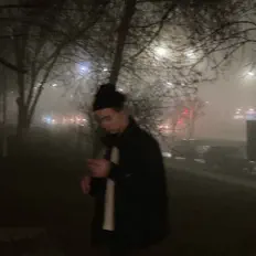 Poslechněte si interpreta PEMEX, sledujte hudební videa, přečtěte si životopis, podívejte se na data turné a další informace.