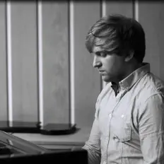 Kjell Sønksen dinle, müzik videolarını izle, biyografisini oku, tur tarihlerini ve daha fazlasını gör!