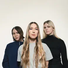 收听 Vero、观看音乐视频、阅读小传、查看巡演日期等 ！