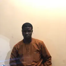 Hör dir Fanboy an, schau dir Musikvideos an, lies die Biografie, finde Tourdaten und mehr!