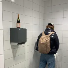 Lars Bond을(를) 듣고, 뮤직 비디오를 보고, 약력을 읽고, 투어 일정 등을 확인하세요!