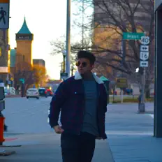 Ananto सुनें, म्यूज़िक वीडियो देखें, बायो पढ़ें, दौरे की तारीखें और बहुत कुछ देखें!