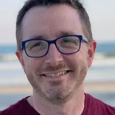 Ben Crawfordを聴いたり、ミュージックビデオを鑑賞したり、経歴やツアー日程などを確認したりしましょう！