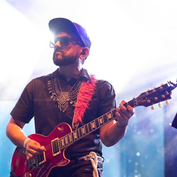 Sanjeev T's avatar