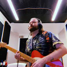 收听 BAKER、观看音乐视频、阅读小传、查看巡演日期等 ！