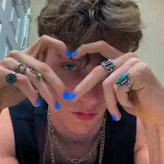 Listen to LemNayde, watch music videos, read bio, see tour dates & more!