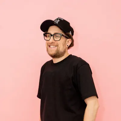 Listen to Dj Hartbreaker, watch music videos, read bio, see tour dates & more!