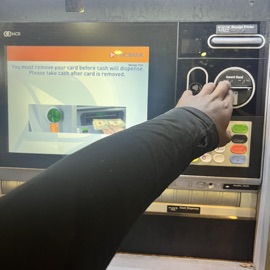 Heart Eyes Nino Paid