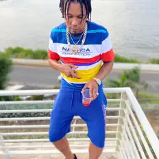 Escucha a OZI HILLROCK, mira videos musicales, lee su biografía, consulta las fechas de las gira y más.