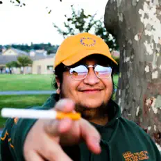 Poslechněte si interpreta MC Tranquility, sledujte hudební videa, přečtěte si životopis, podívejte se na data turné a další informace.