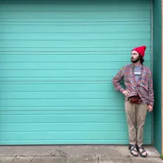 Ouve Zachary Thomas, vê vídeos de música, lê a biografia, vê as datas da digressão e muito mais!