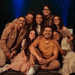 Grupo Versos